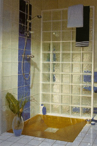 Cloisons : parois pleines ou en verre ?